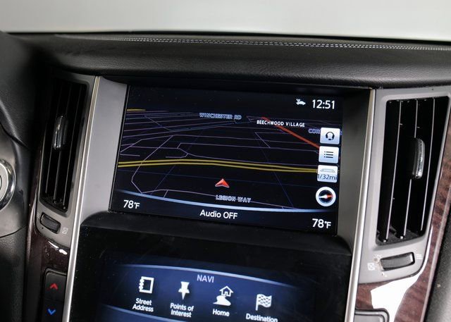 Used 2018 INFINITI Q50 Luxe w/ Essential Package (2.0T Luxe) image 18