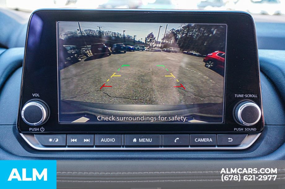 Used 2023 Nissan Rogue S image 35