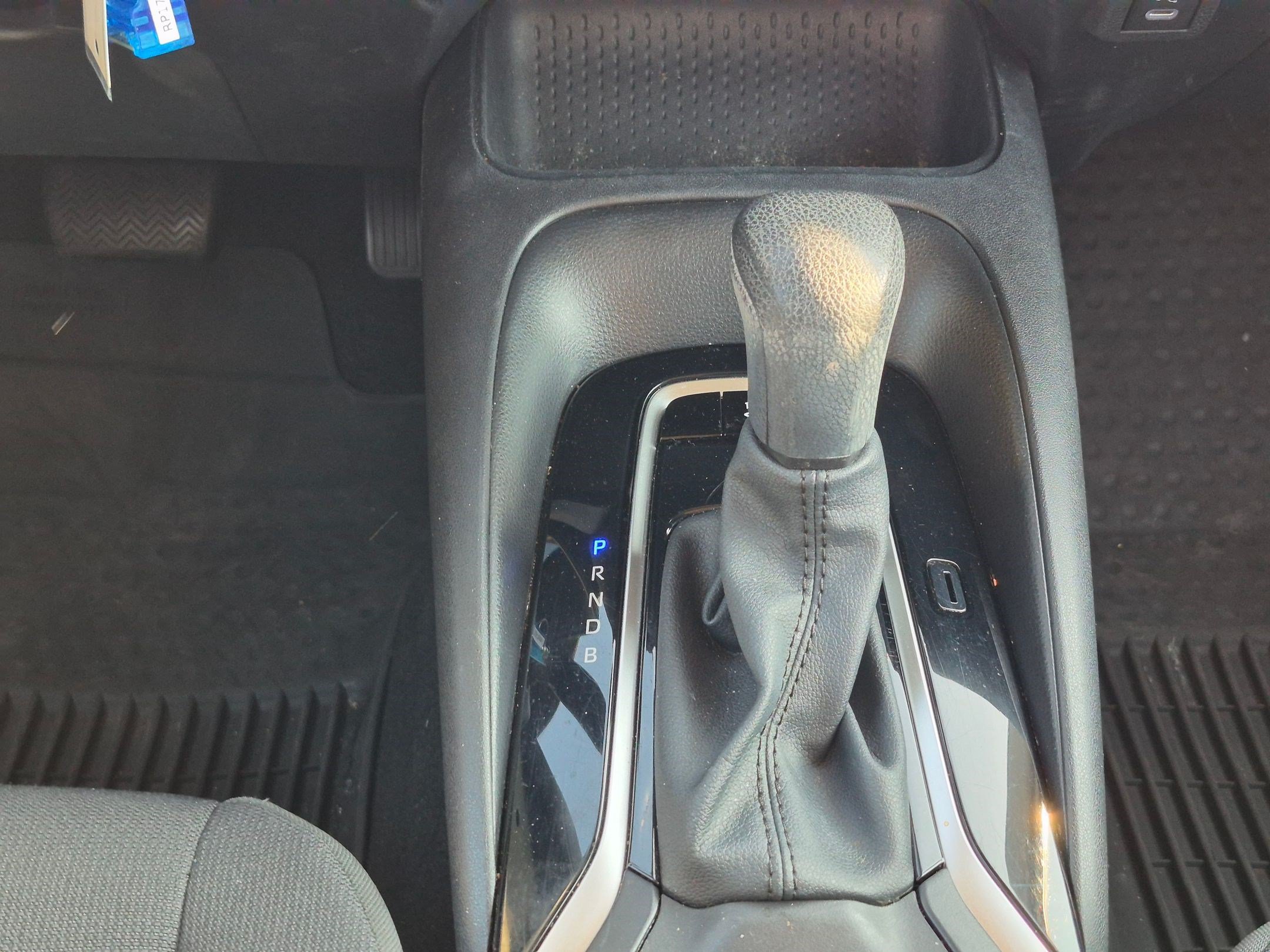 Used 2024 Toyota Corolla LE FWD image 26