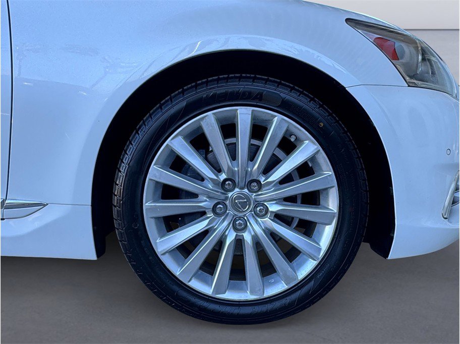 Used 2014 Lexus LS 460 w/ Comfort Package image 8