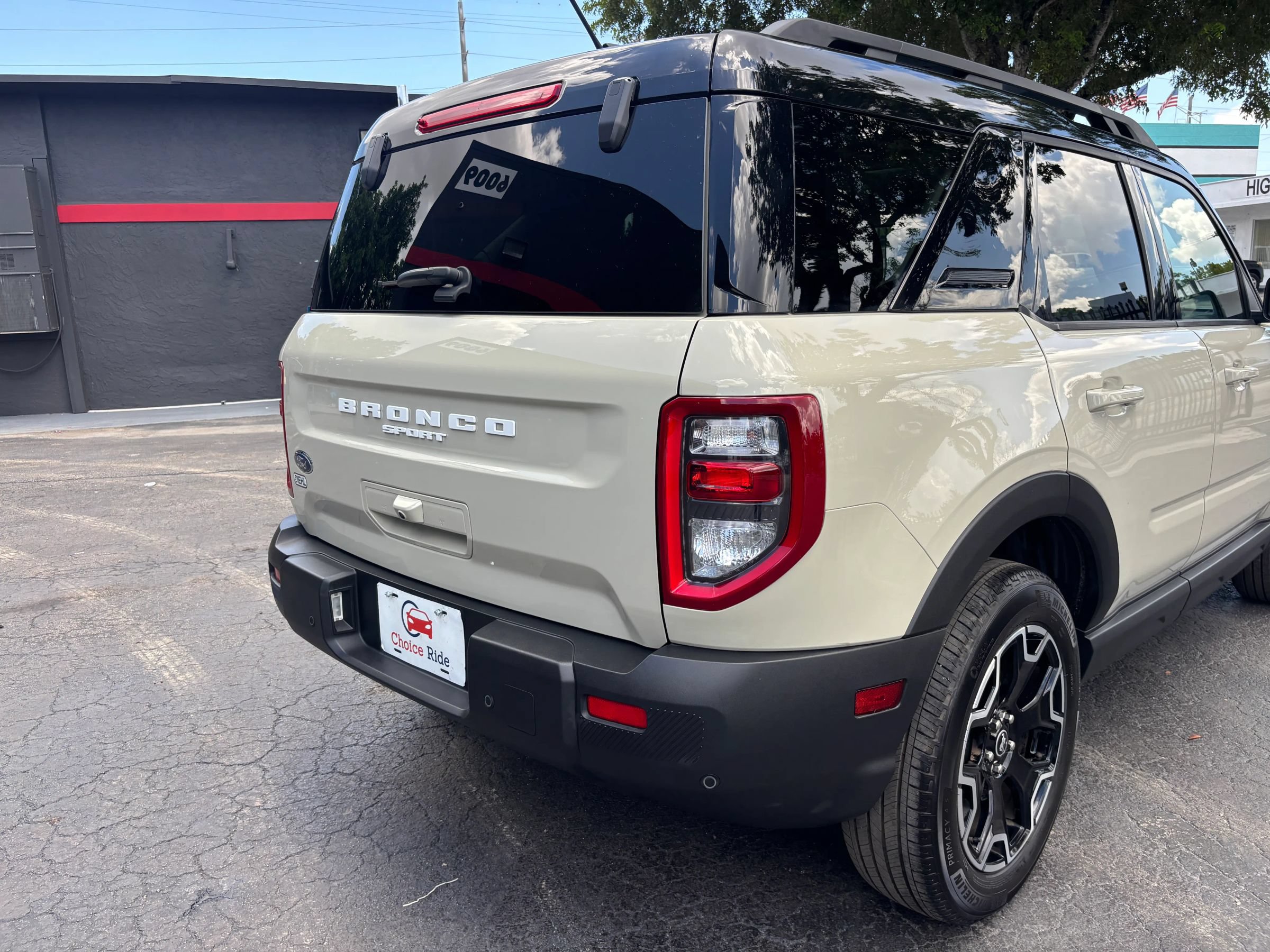 Used 2025 Ford Bronco Sport Outer Banks w/ Outer Banks Tech Package+ AWD/4WD image 27