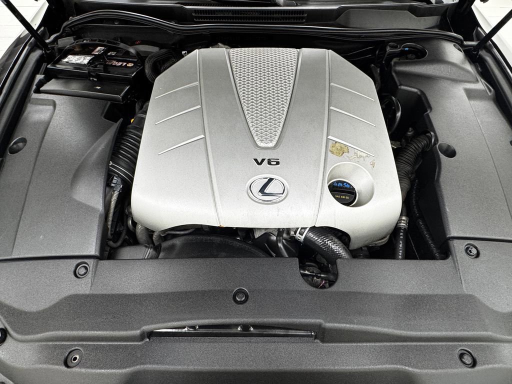 Used 2012 Lexus IS 350C image 39