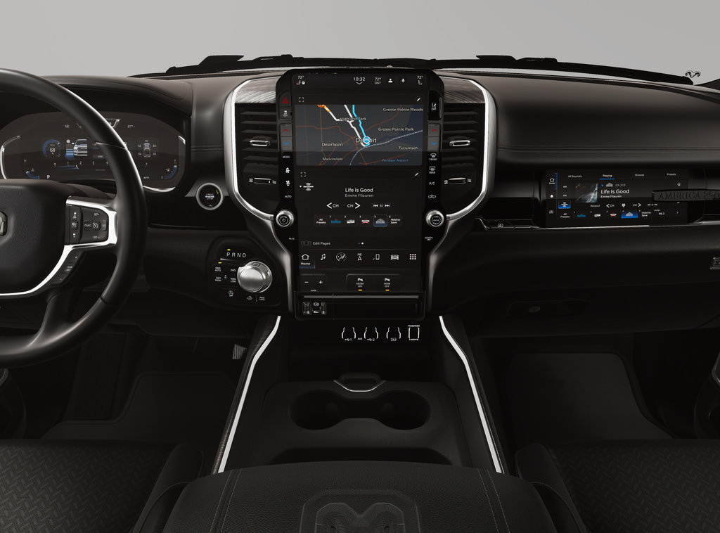New 2026 RAM 1500 Laramie AWD/4WD image 10