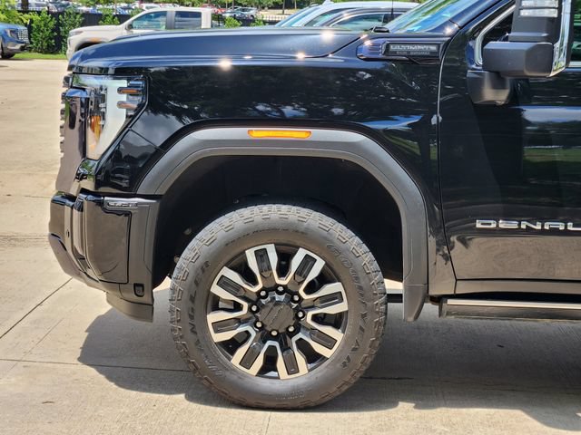 Used 2024 GMC Sierra 2500 Denali Ultimate w/ Max Trailering Package AWD/4WD image 8