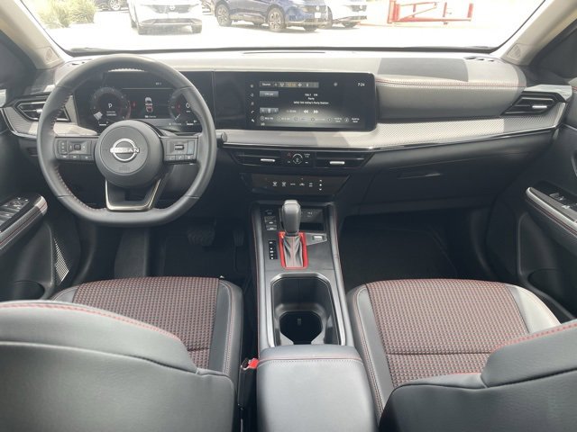 Certified 2025 Nissan Kicks SR image 15