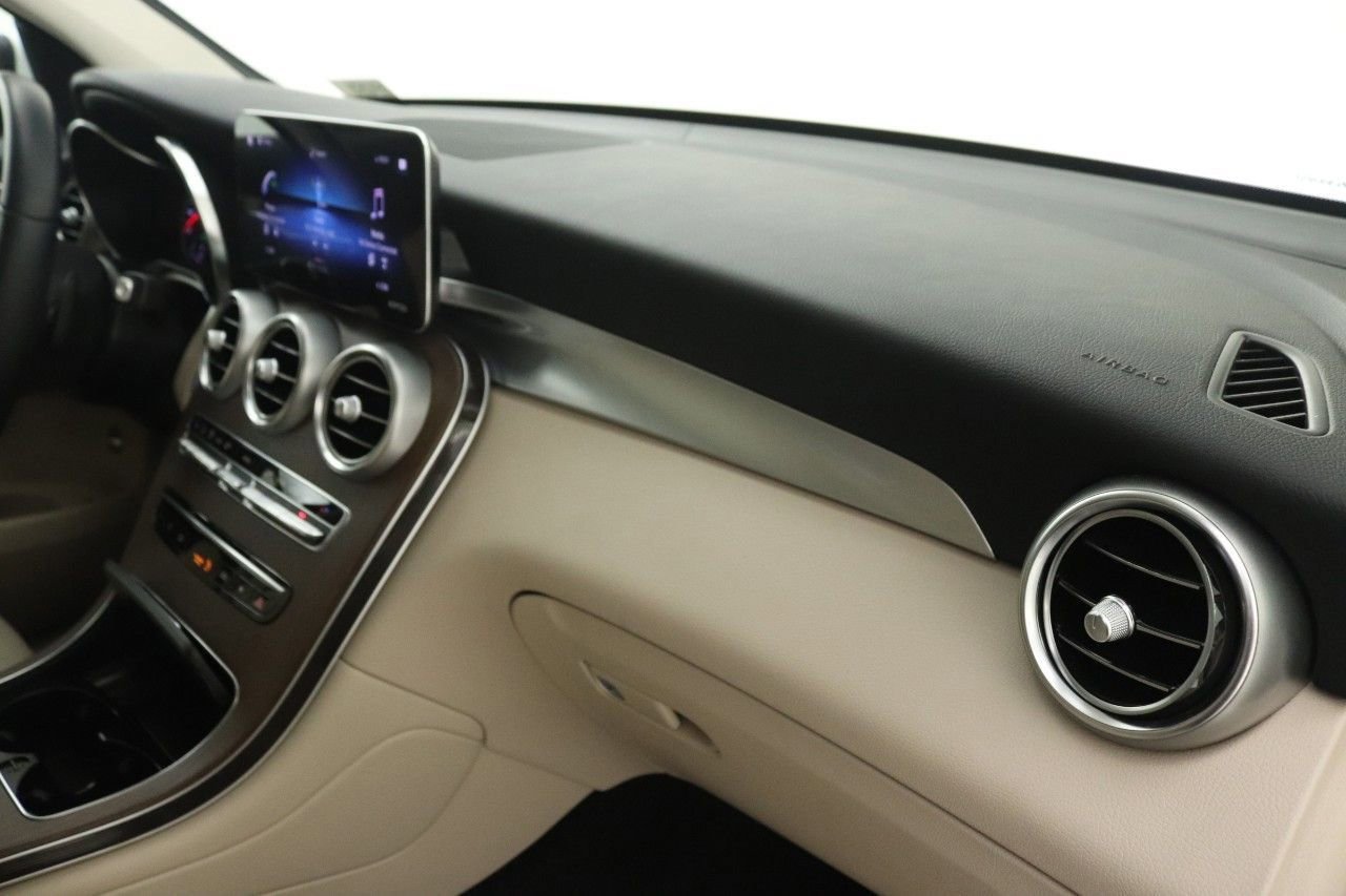 Certified 2022 Mercedes-Benz GLC 300 image 25