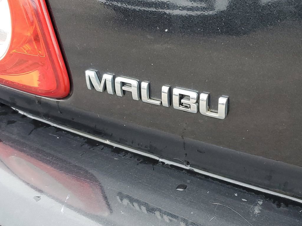 Used 2009 Chevrolet Malibu LS FWD image 22