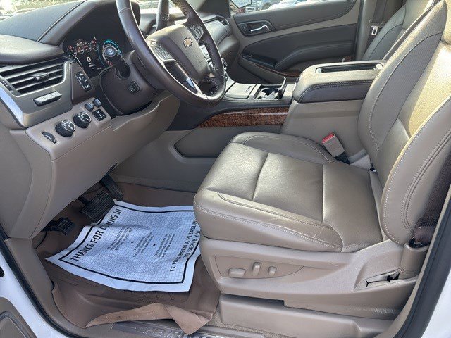 Used 2020 Chevrolet Suburban Premier image 10