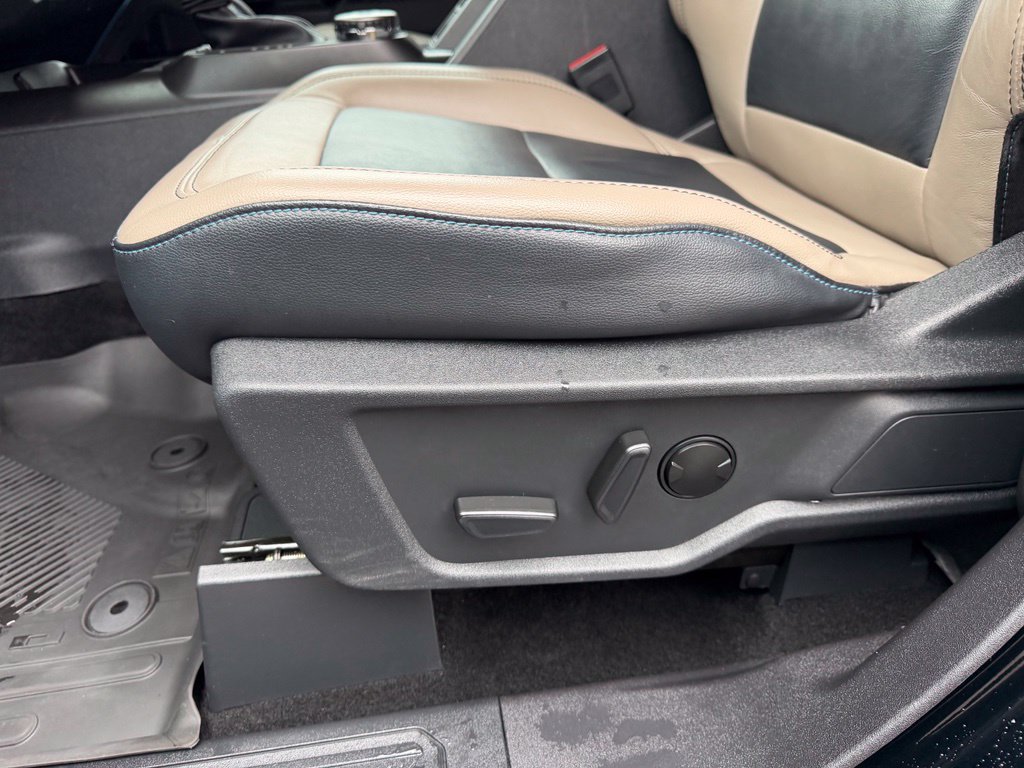 Used 2023 Ford Bronco Wildtrak AWD/4WD image 13