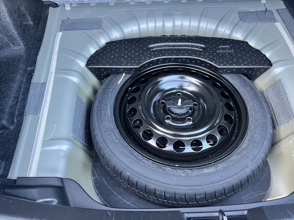 Used 2020 Chevrolet Malibu LS image 22