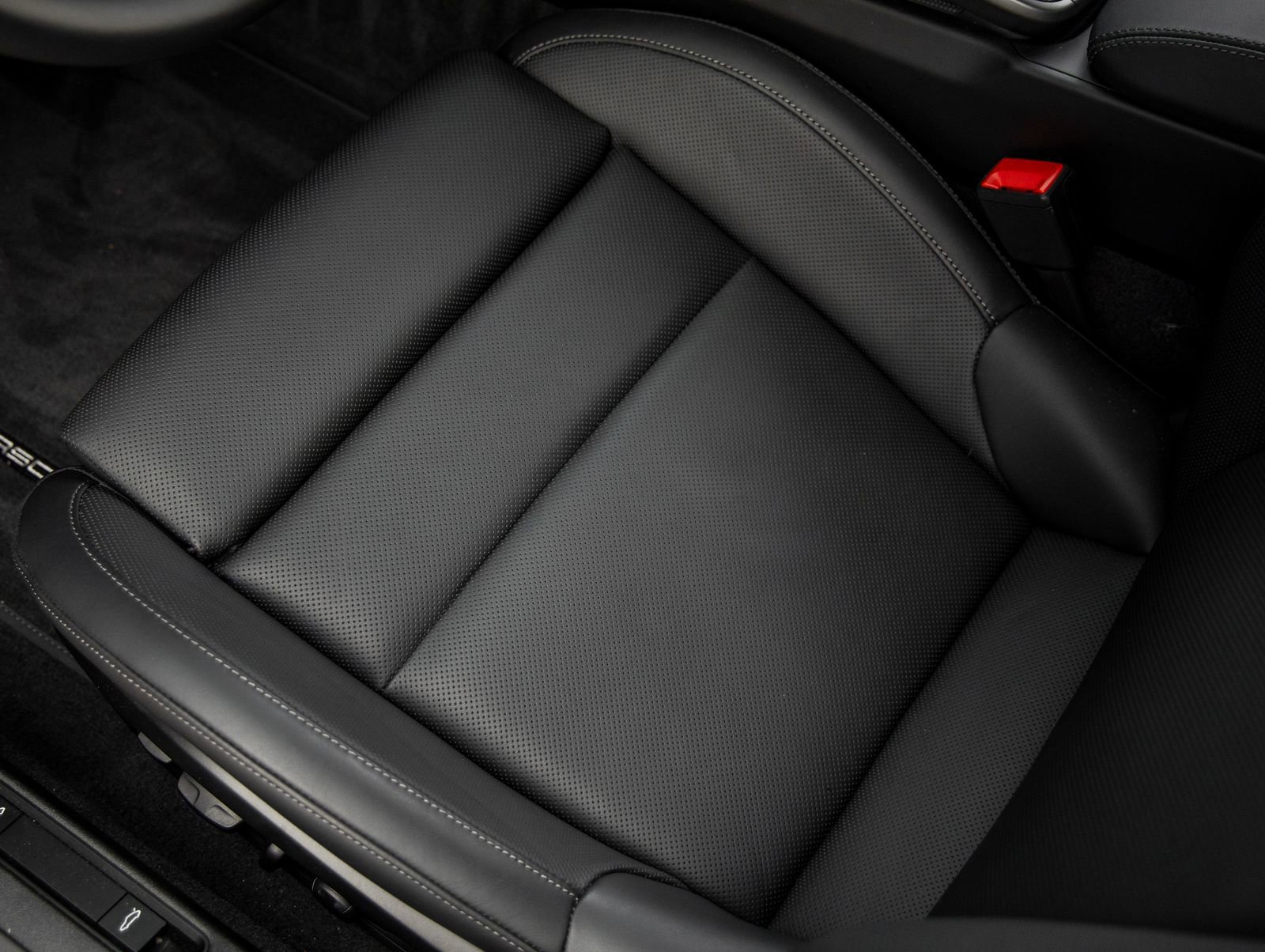 Used 2026 Porsche 911 Carrera 4S image 22