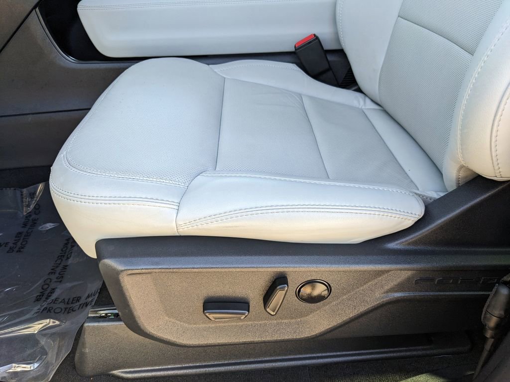 Used 2025 Ford Expedition Max Platinum image 23