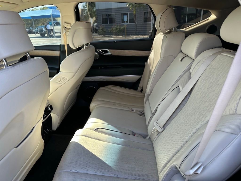 Used 2023 Genesis GV80 2.5T w/ Prestige Package AWD/4WD image 17