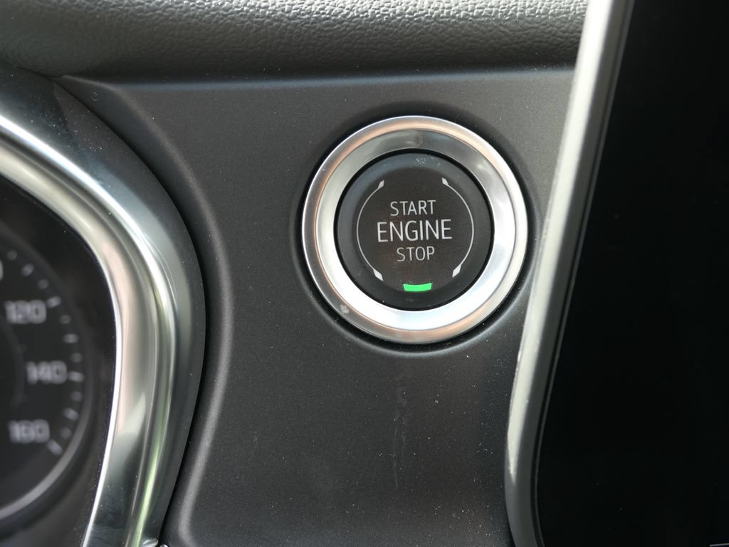 Used 2025 Chevrolet Blazer LT FWD image 15