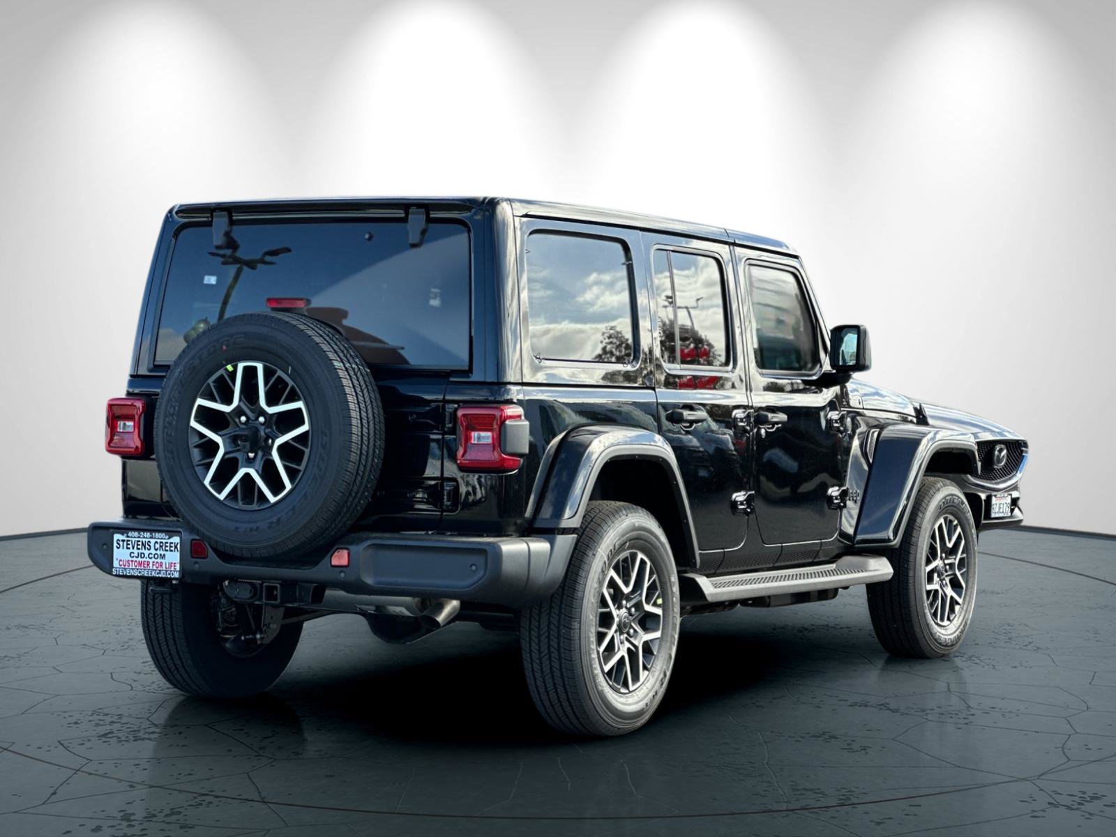 New 2027 Jeep Wrangler Unlimited Sahara AWD/4WD image 4