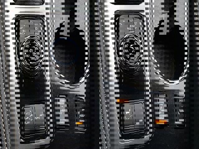 Used 2022 Nissan Maxima SV w/ Floor Mat Group image 27