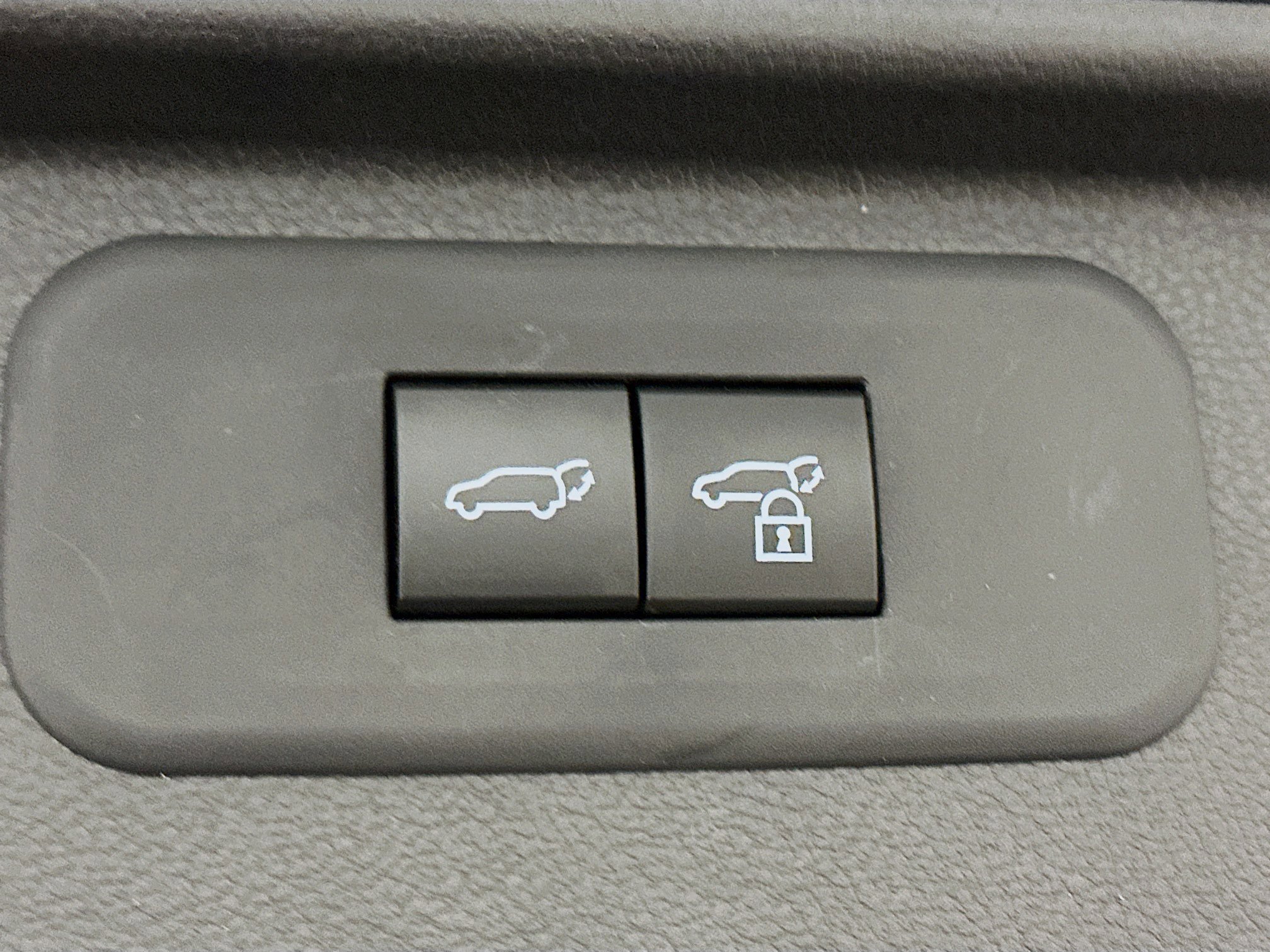 Used 2025 Toyota Grand Highlander AWD image 32