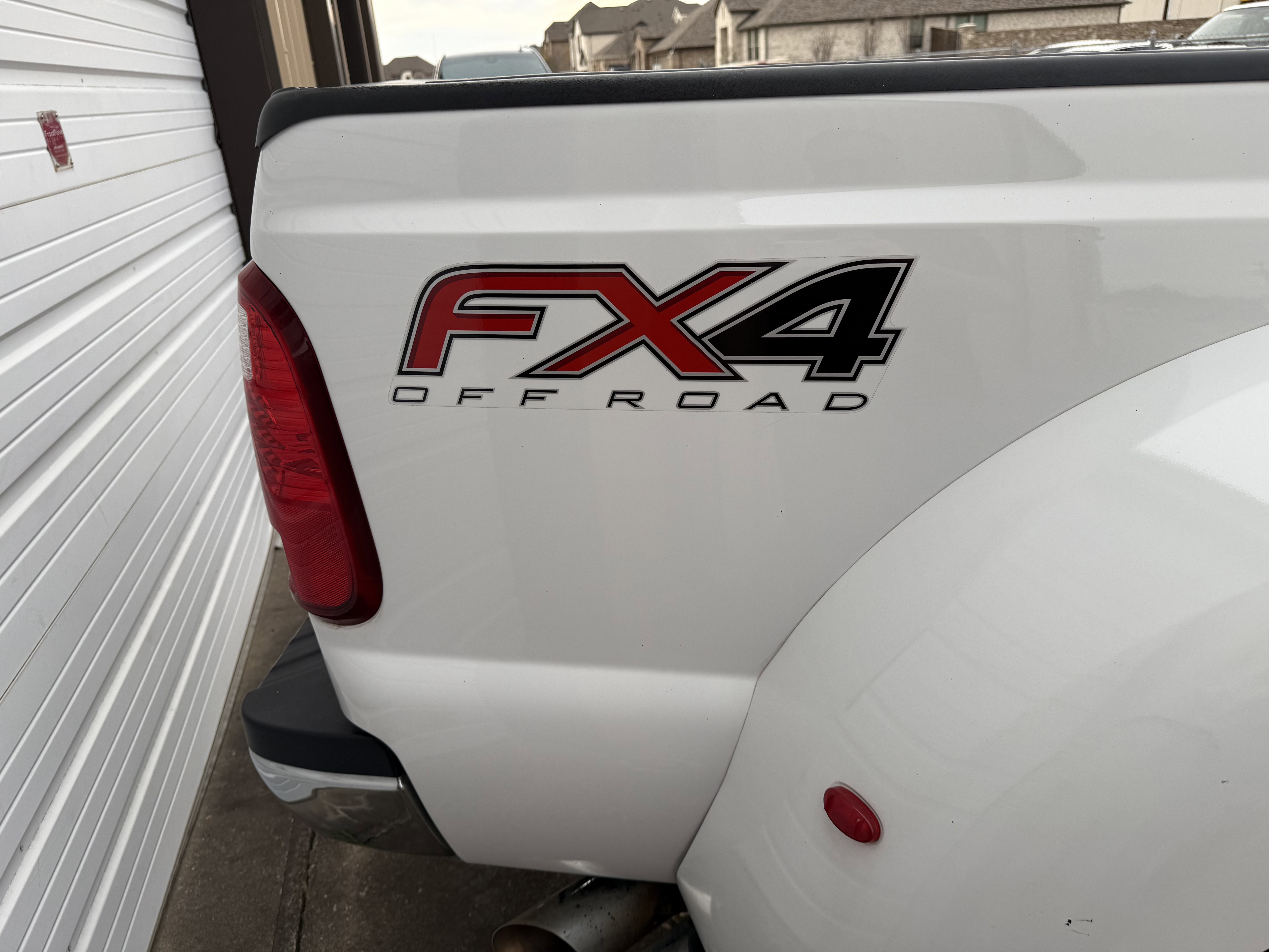 Used 2016 Ford F350 King Ranch w/ King Ranch w/Chrome Package image 39