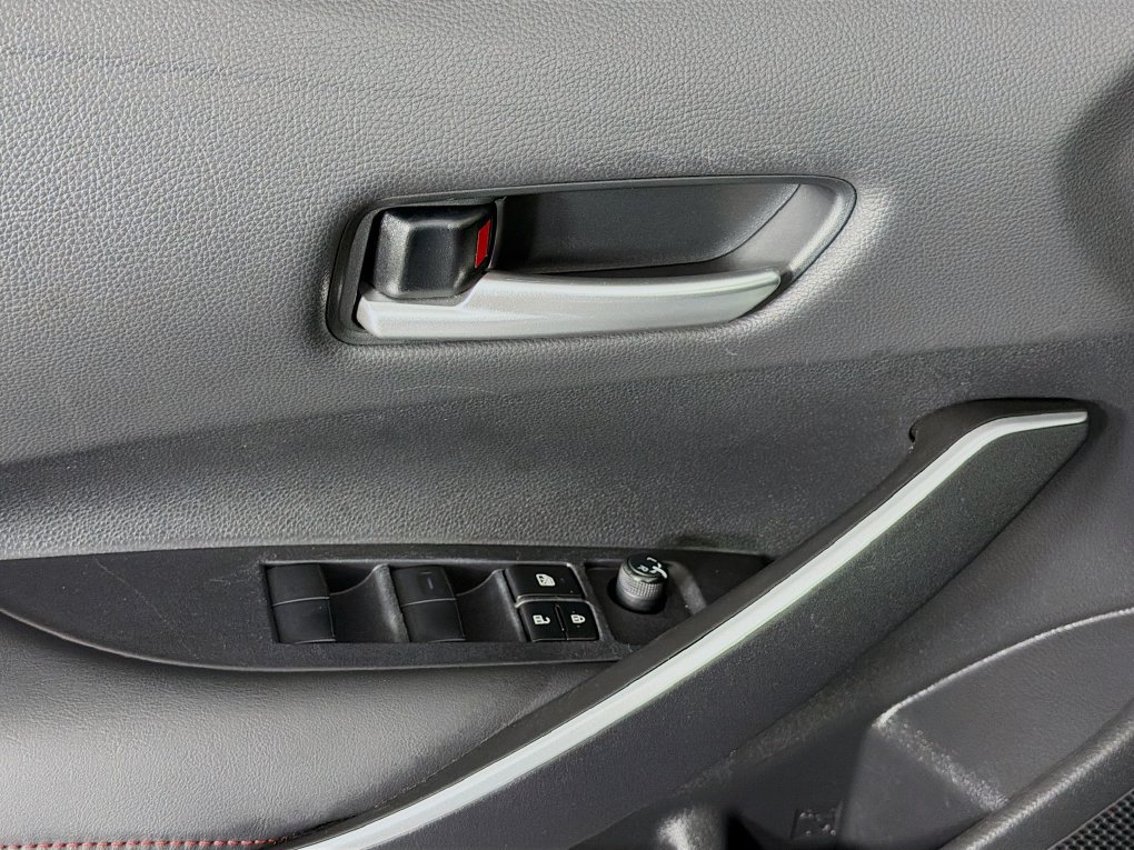 Used 2024 Toyota Corolla SE FWD image 23