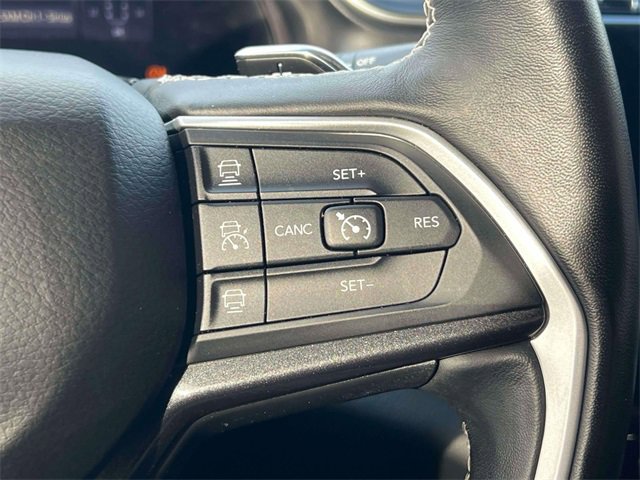 Used 2021 Jeep Grand Cherokee L Laredo image 24