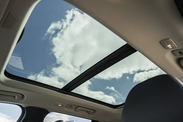 Used 2024 Volvo XC90 T8 Plus w/ Protection Package Premier image 30