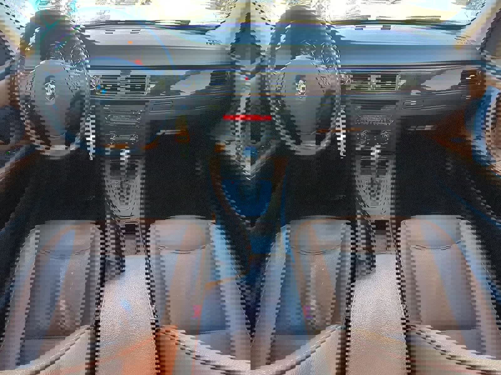 Used 2010 BMW 328i xDrive Sedan image 15