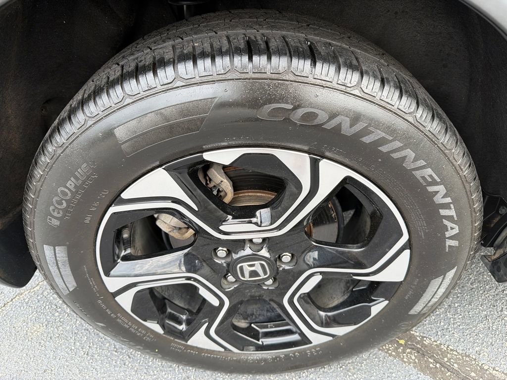 Used 2018 Honda CR-V Touring image 17