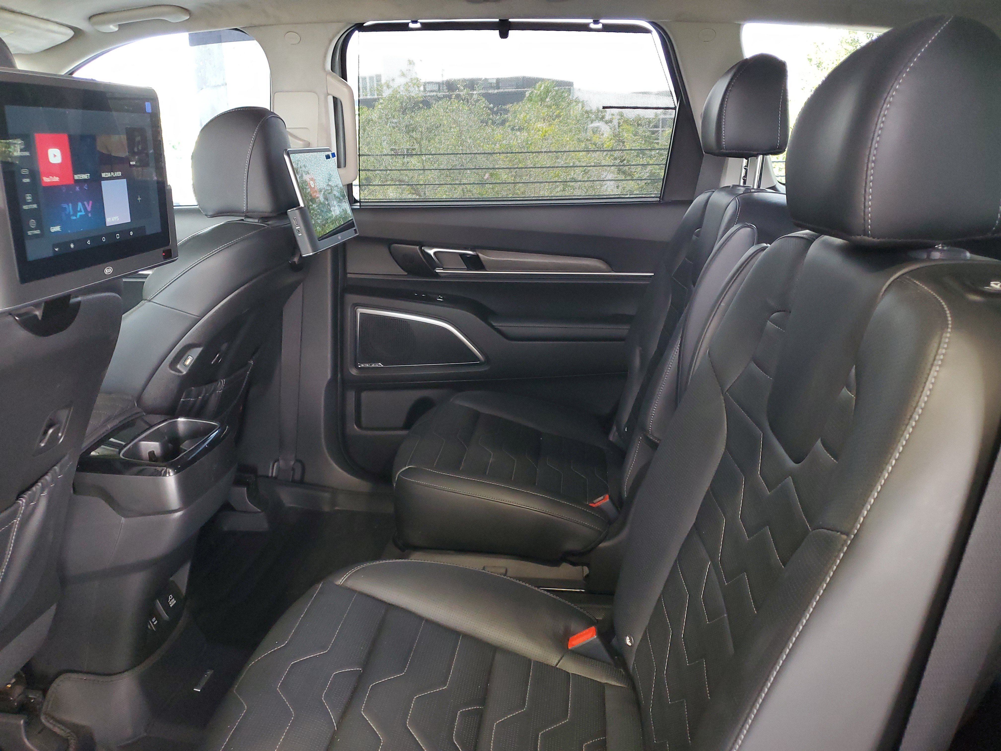 Used 2022 Kia Telluride SX w/ SX Prestige Package AWD/4WD image 8