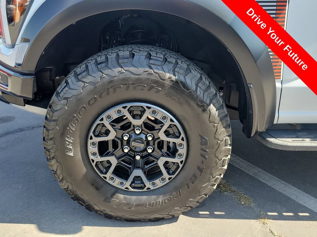 Used 2025 Ford F150 Raptor w/ Equipment Group 803A Raptor R AWD/4WD image 37