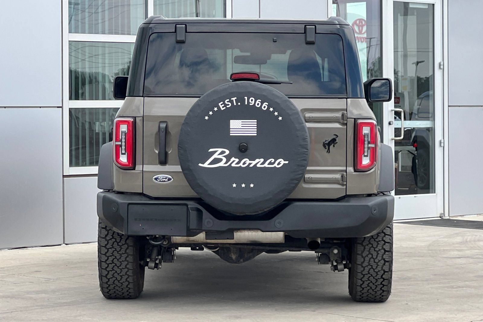 Used 2025 Ford Bronco Outer Banks AWD/4WD image 5