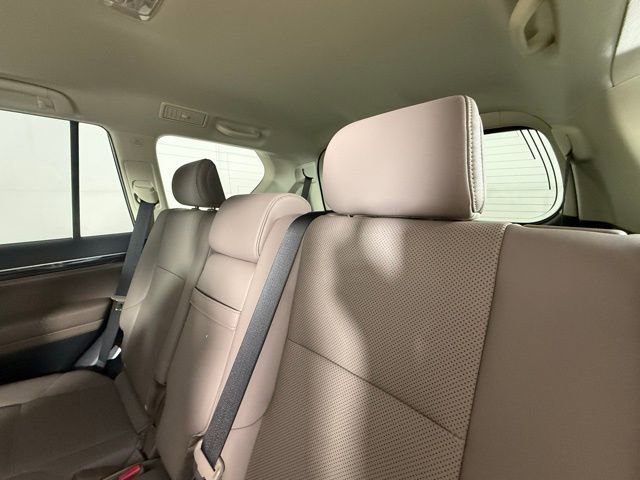 Used 2021 Lexus GX 460 Premium w/ Premium Package image 34