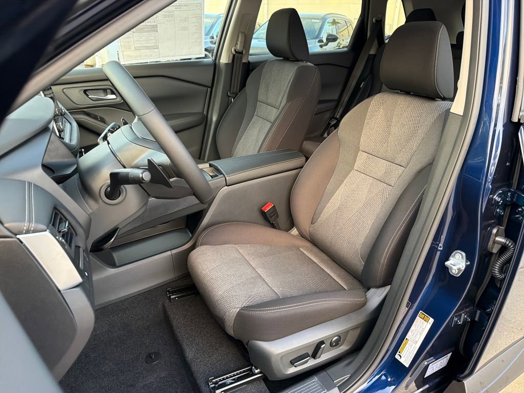 New 2026 Nissan Rogue SV image 28