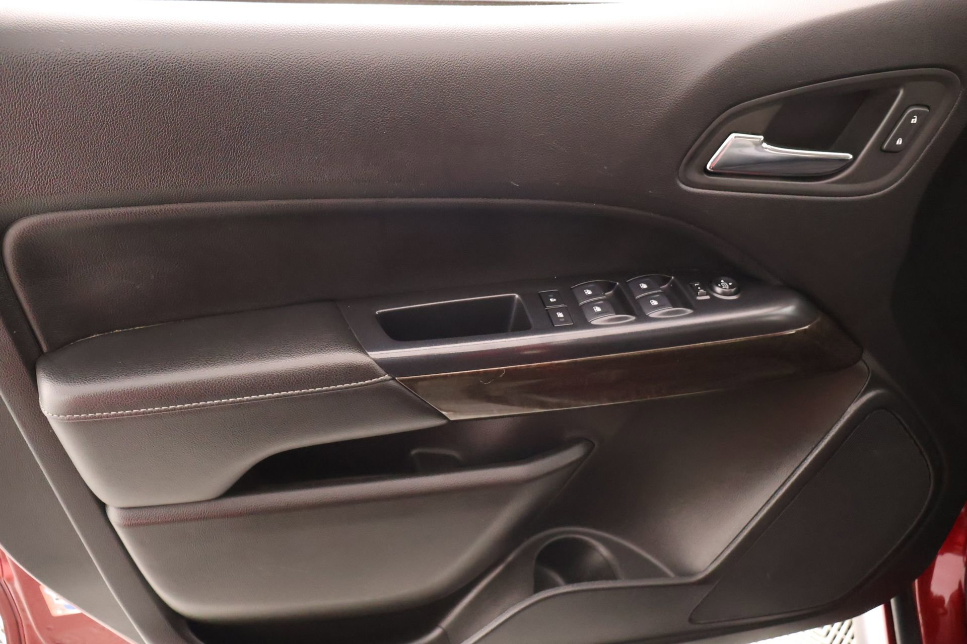 Used 2019 GMC Canyon SLE w/ Elevation Edition image 15