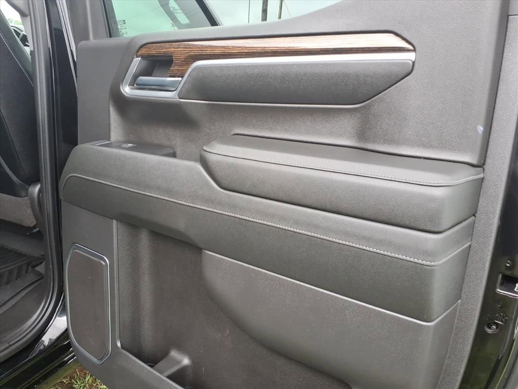 Used 2023 GMC Sierra 1500 Elevation AWD/4WD image 15
