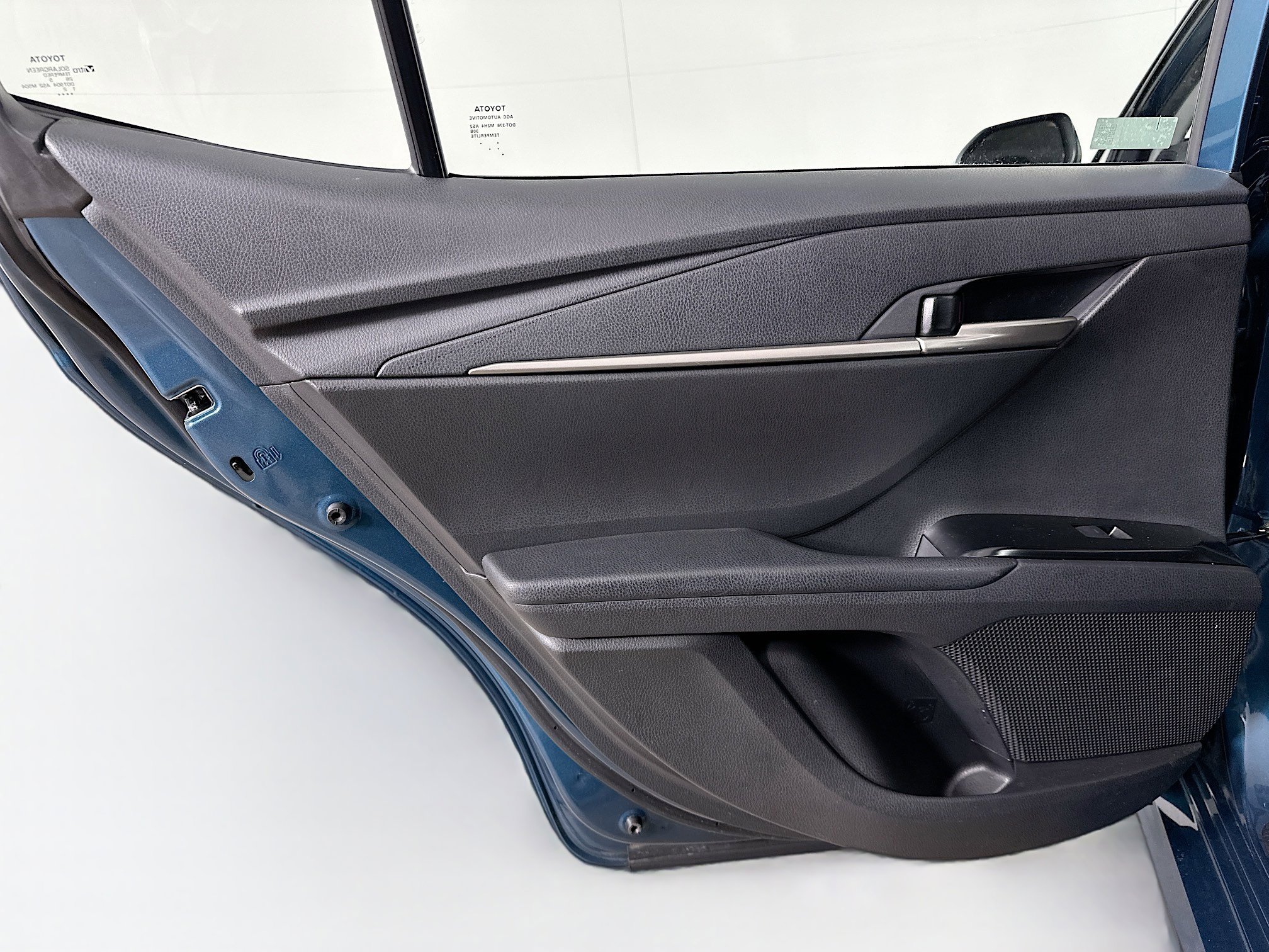 Used 2025 Toyota Camry LE image 25