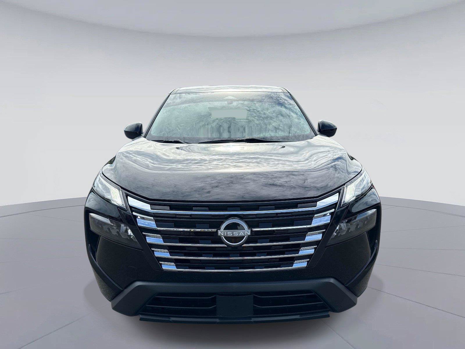 Used 2024 Nissan Rogue SV FWD image 9