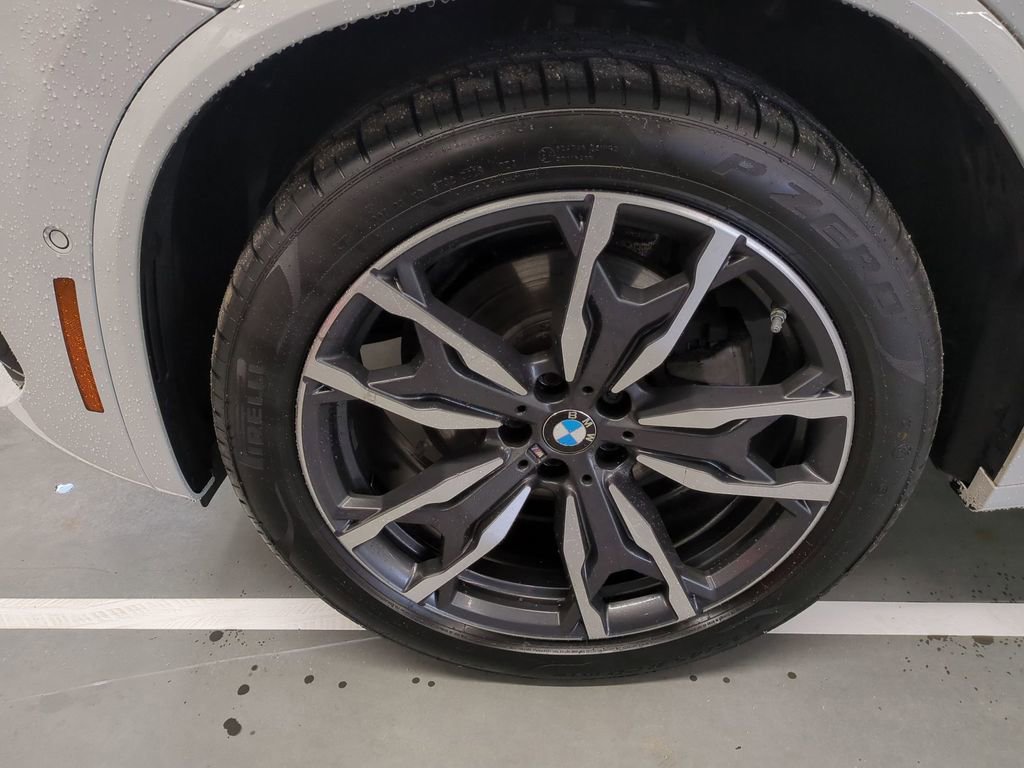 Certified 2023 BMW X3 xDrive30i w/ M Sport Package image 9