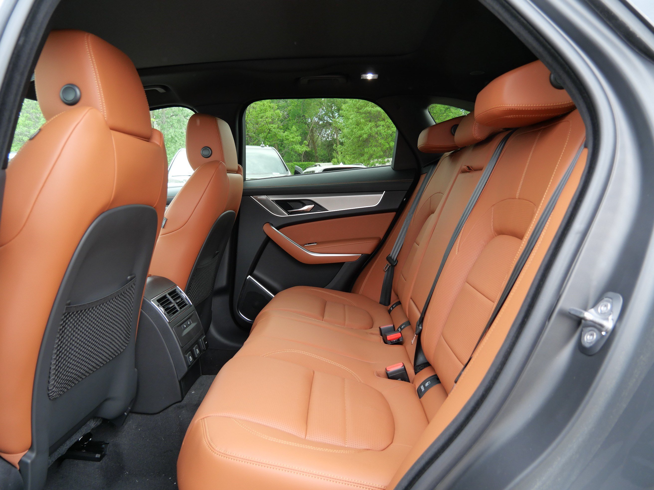 New 2026 Jaguar F-PACE R-Dynamic S AWD/4WD image 6