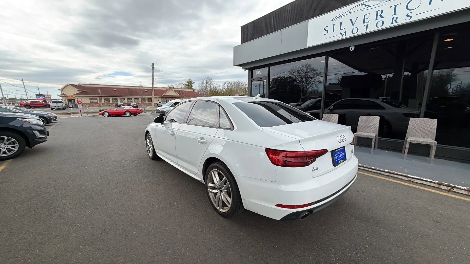 Used 2017 Audi A4 2.0T Premium w/ Convenience Package AWD/4WD image 10