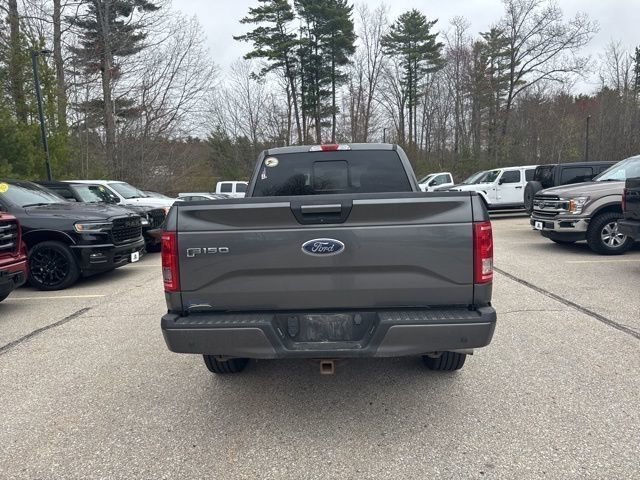 Used 2017 Ford F150 XLT w/ Equipment Group 302A Luxury AWD/4WD image 5