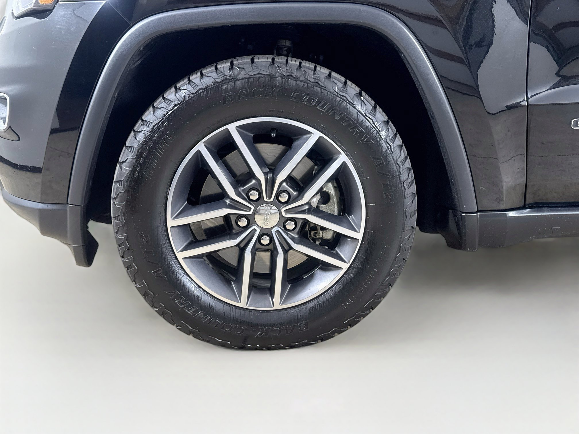 Used 2018 Jeep Grand Cherokee Limited w/ Luxury Group II AWD/4WD image 28