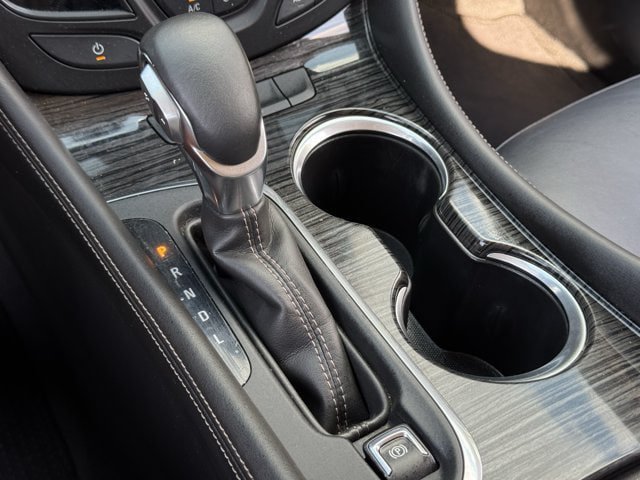 Used 2017 Buick Envision Essence FWD image 21