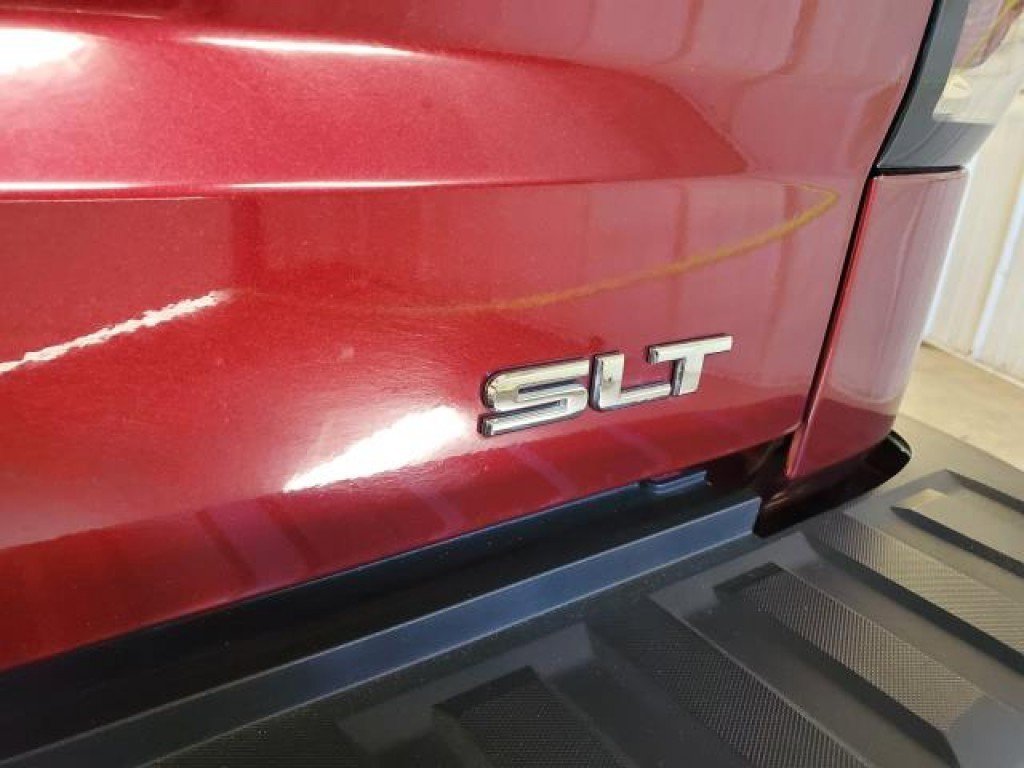 Used 2017 GMC Sierra 1500 SLT w/ SLT Premium Package AWD/4WD image 7