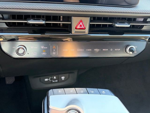 Used 2025 Kia EV6 Wind image 27