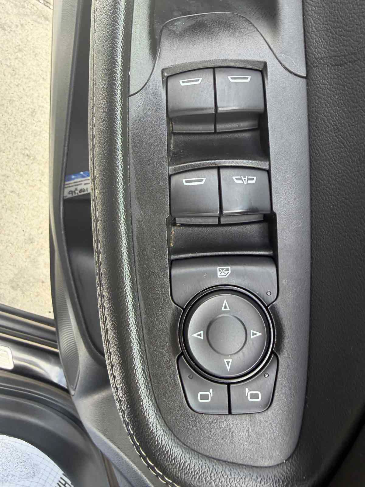 Used 2021 Buick Encore GX Preferred FWD image 12