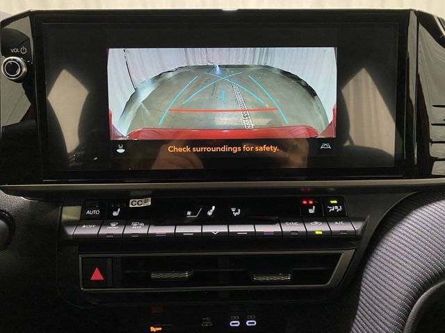 Used 2026 Toyota Camry Hybrid w/ Multimedia Upgrade Package image 19