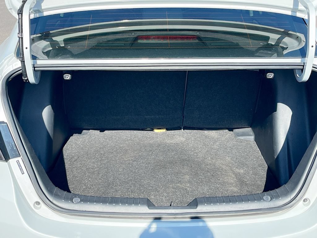 Used 2019 Toyota Yaris LE FWD image 23