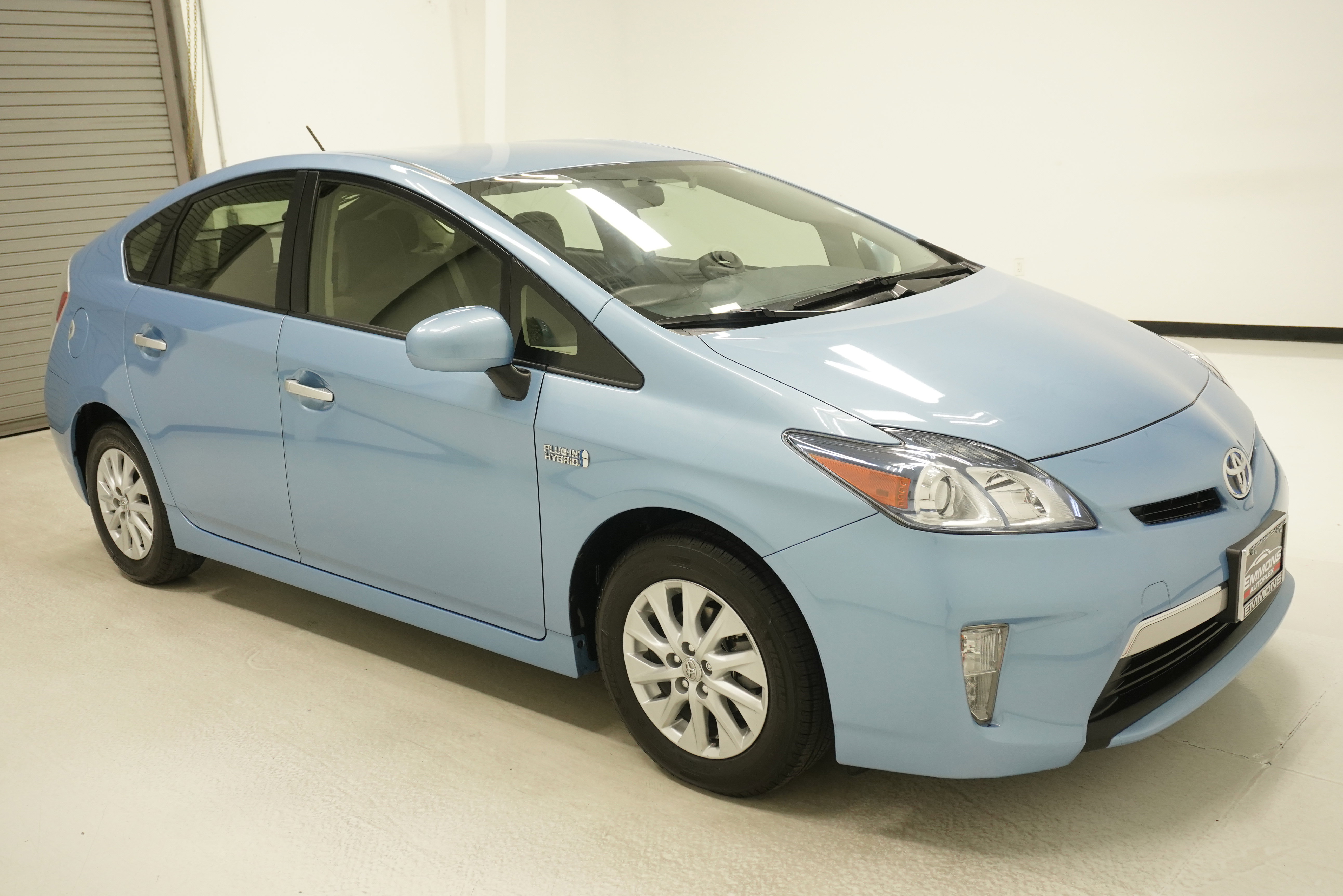 Used 2012 Toyota Prius Prime Plug-In Hybrid image 3