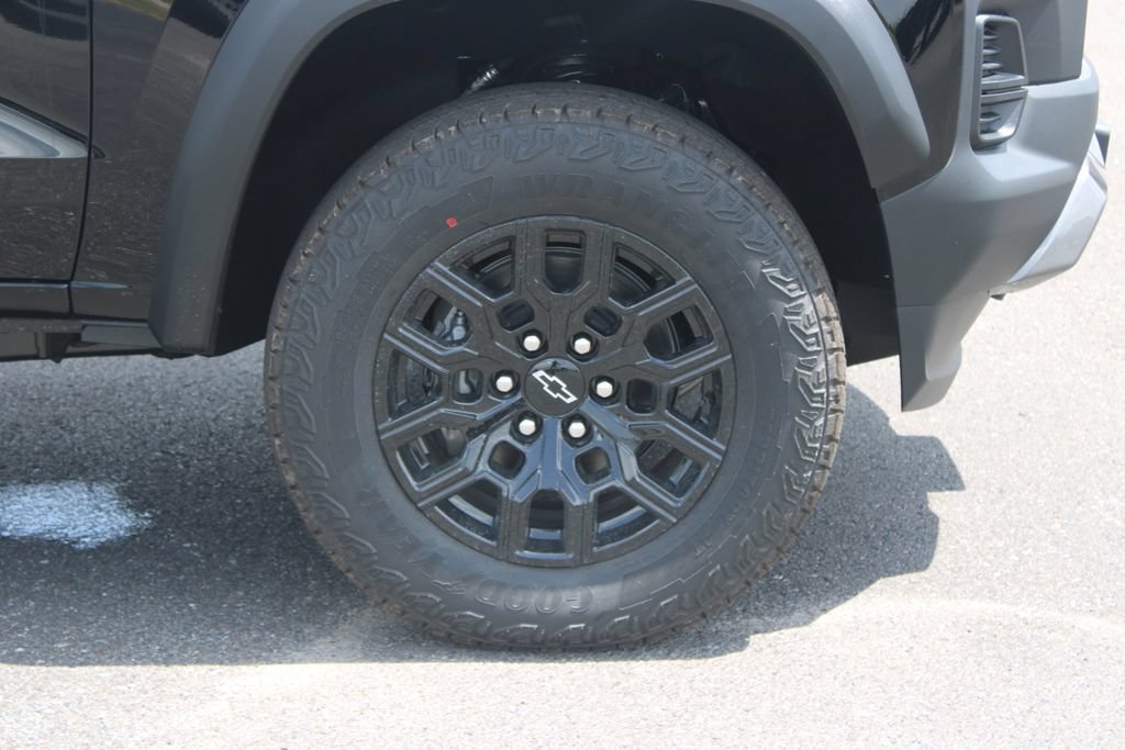 New 2026 Chevrolet Colorado Trail Boss AWD/4WD image 12