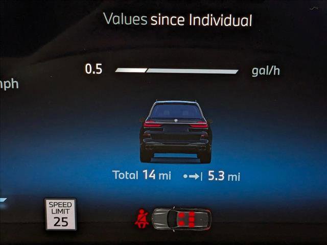 Used 2026 BMW X7 M60i image 10